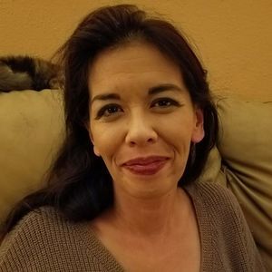 Meet your Posher, Lana